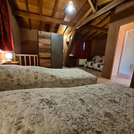 Готель Domaine Du Cardou Puy-l'Eveque Екстер'єр фото